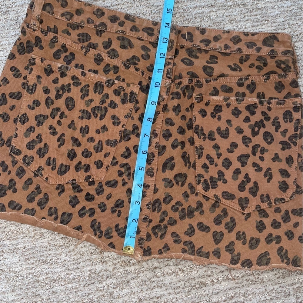 Abercrombie & Fitch Brown Leopard Print Denim Mini Skirt - Picture 7 of 10
